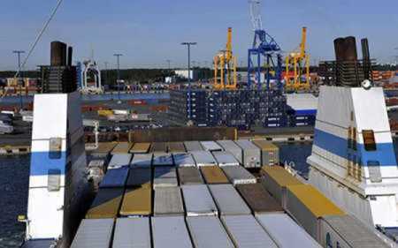 Export slides 3% in March
