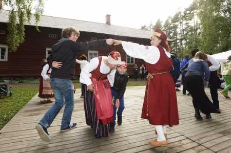 Juhannus celebrations continue amidst chilly weather