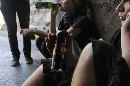 Parents adopt stricter attitude to teenage alcohol consumption