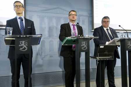 Govt plans fresh savings of EUR 370m