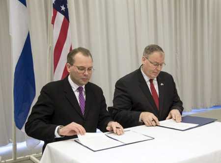 Finland, USA sign defence cooperation deal