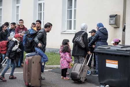 Red Cross to flout rule on refugee families