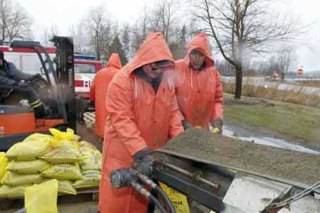 Decade’s worst flood hits hard southwest