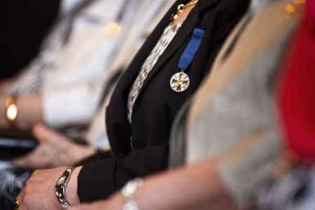 34 mothers rewarded on Mothers’ Day