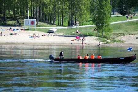 Scorching heat prevails across country