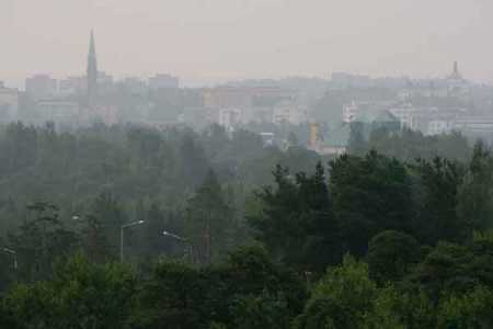 Finland steps up border vigilance over approaching Russian forest fire