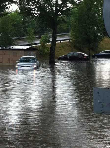 Heavy downpour floods Karjaa