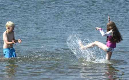 Hot spell to continue this week