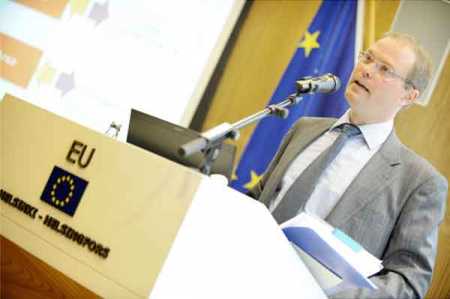 ‘Two-pack’ allows EC to check budget plan only: EC