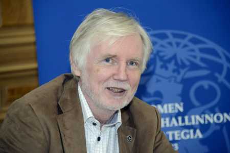 Foreign Minister Erkki Tuomioja. Photo Lehtikuva