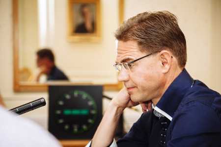 Prime Minister Jyrki Katainen, during the interview with YLE Radio at his official residence in Helsinki on Sunday. Photo Lehtikuva