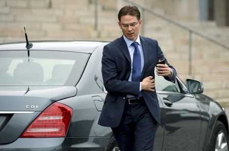 Finland ready to support bailouts of Greece, Portugal: PM