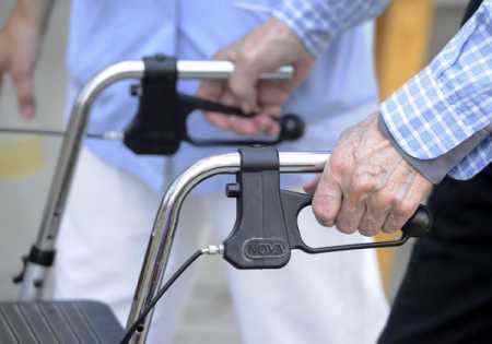 Majority mayors see no success in elderly care cut: Survey Report