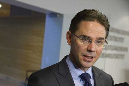 Controversy raised over child benefit cut