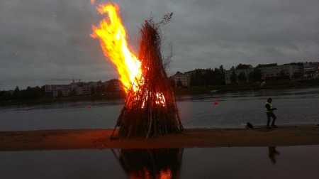 Juhannus celebrations continue amidst chilly weather