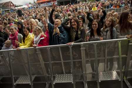 Juhannus celebrations continue amidst chilly weather