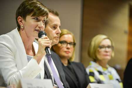 Steering group okays welfare reform
