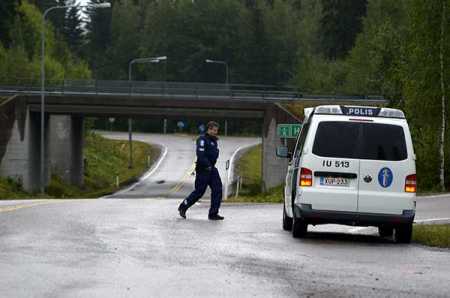 The police was investigating the Mäntsälä area early Tuesday. Photo- Lehtikuva.