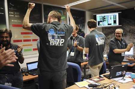 Philae makes first-ever comet landing