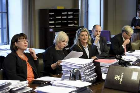 Bill opposing compulsory Swedish language rejected