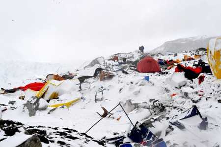 Int’l Rescue Teams arrive Nepal to carry out humanitarian mission