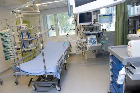 Illegal residents’ healthcare access may save costs