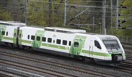 Govt plans open bid for railway operation