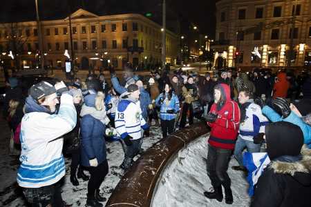 Finns clinch world junior ice hockey title