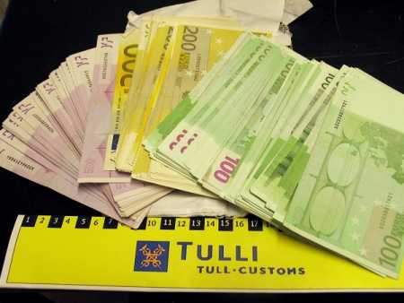 Customs to collect unpaid taxes on online liquor sales