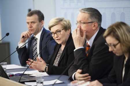 Govt plans to allow commercial operators in healthcare