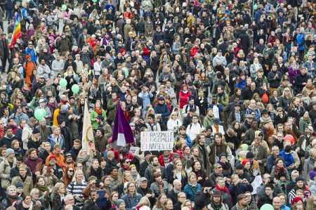 Violence unacceptable in Finland: Halonen